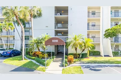 9340 Lagoon Pl #304, Davie, FL 33324 - Photo 35