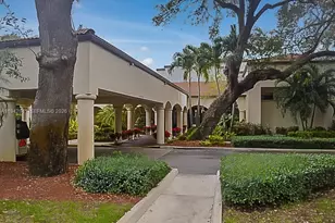 9340 Lagoon Pl, Davie, FL 33324 - Photo 53