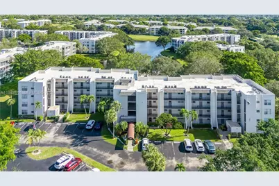 9340 Lagoon Pl #304, Davie, FL 33324 - Photo 49