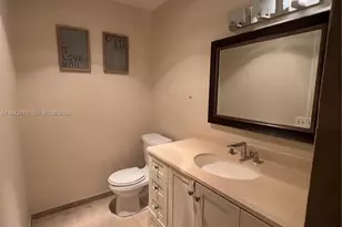 1471 NW 94th Ave, Pembroke Pines, FL 33024 - Photo 13