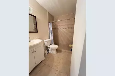 1471 NW 94th Ave #240, Pembroke Pines, FL 33024 - Photo 11