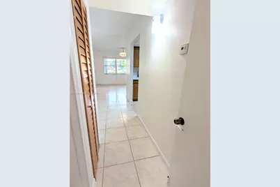 850 SW 133rd Ter #104B, Pembroke Pines, FL 33027 - Photo 9