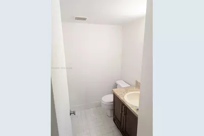 850 SW 133rd Ter #104B, Pembroke Pines, FL 33027 - Photo 9
