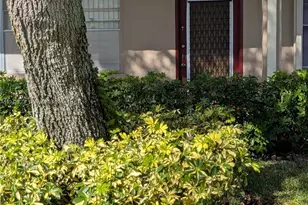 850 SW 133rd Terrace, Pembroke Pines, FL 33027 - Photo 3