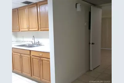 850 SW 133rd Ter #104B, Pembroke Pines, FL 33027 - Photo 7