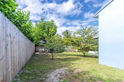 320 S 28th Ave, Hollywood, FL 33020 - Photo 39