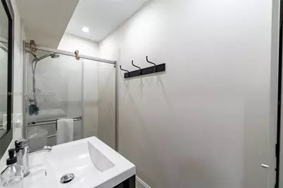 320 S 28th Ave, Hollywood, FL 33020 - Photo 19