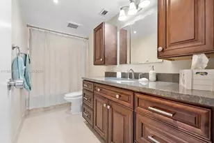 2200 S Cypress Bend Dr, Pompano Beach, FL 33069 - Photo 15