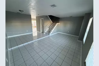 420 NE 18th Ave #13, Homestead, FL 33033 - Photo 3