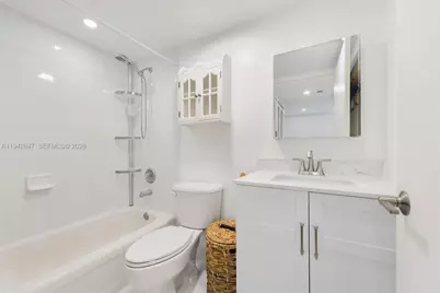 7205 NW 173rd Dr #608-6, Hialeah, FL 33015 - Photo 11
