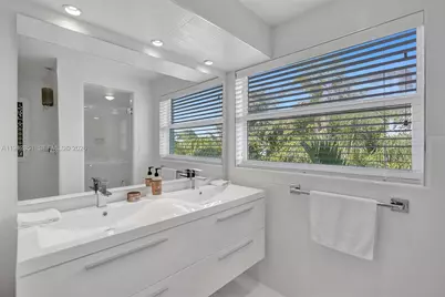 286 Bal Bay Dr #3A, Bal Harbour, FL 33154 - Photo 15