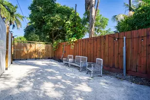 13521 NE 1st Ave, Miami, FL 33161 - Photo 35