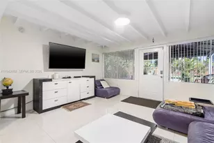 13521 NE 1st Ave, Miami, FL 33161 - Photo 5