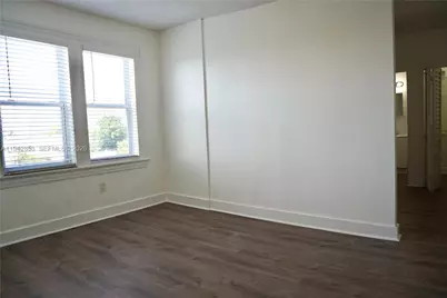 501 SW 6th Ct #214, Miami, FL 33130 - Photo 5