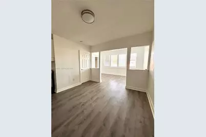 501 SW 6th Ct #215, Miami, FL 33130 - Photo 9