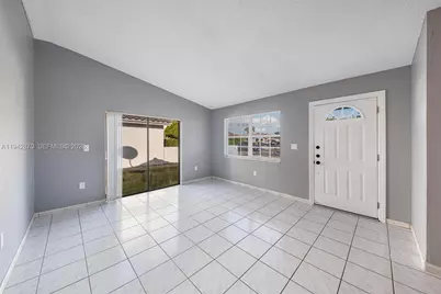 2348 SW 138th Pl, Miami, FL 33175 - Photo 5