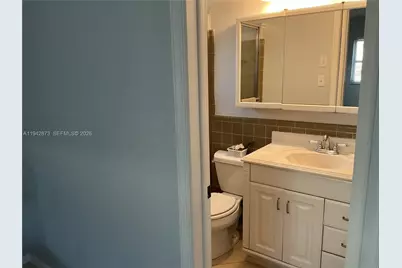 8604 NW 59th Pl, Tamarac, FL 33321 - Photo 25