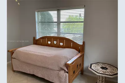 8604 NW 59th Pl, Tamarac, FL 33321 - Photo 15