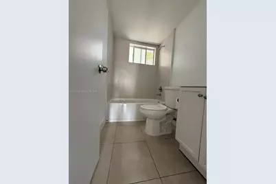 745 NW 60th St #3, Miami, FL 33127 - Photo 17