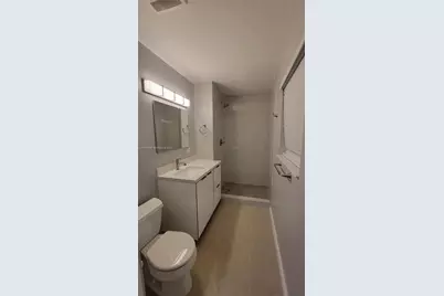 670 NE 179th Ter, Miami, FL 33162 - Photo 5