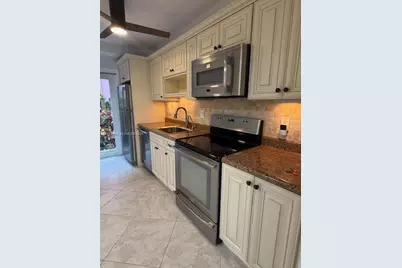 3208 Colony Club Rd #2, Pompano Beach, FL 33062 - Photo 3