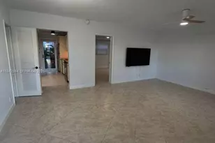 3208 Colony Club Rd, Pompano Beach, FL 33062 - Photo 7