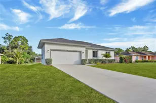 719 Little Rock E, Lehigh Acres, FL 33974 - Photo 5