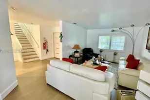 155 Granada Ave, Weston, FL 33326 - Photo 5