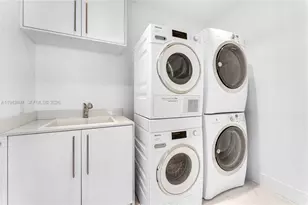 16901 Collins Ave, Sunny Isles Beach, FL 33160 - Photo 33