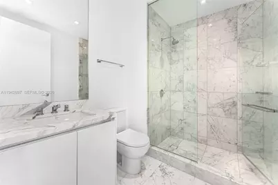 16901 Collins Ave #1605, Sunny Isles Beach, FL 33160 - Photo 27