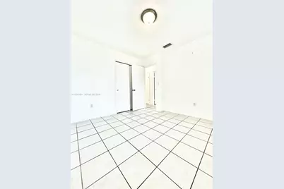 18715 Atlantic Blvd #18715, Sunny Isles Beach, FL 33160 - Photo 11