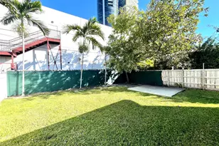 18715 Atlantic Blvd, Sunny Isles Beach, FL 33160 - Photo 19