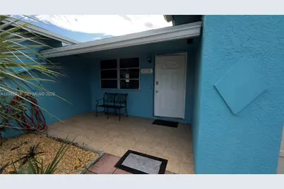 3731 NE 12th Ter, Pompano Beach, FL 33064 - Photo 3