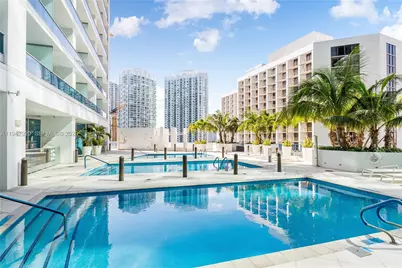 200 Biscayne Boulevard Way #4101, Miami, FL 33131 - Photo 23