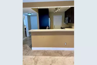 1400 NE 191st St #310, Miami, FL 33179 - Photo 5