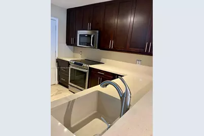 1400 NE 191st St #310, Miami, FL 33179 - Photo 1
