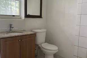 2831 NW 13th Ct, Fort Lauderdale, FL 33311 - Photo 9