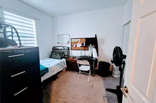 10918 W 33rd Way, Hialeah, FL 33018 - Photo 17