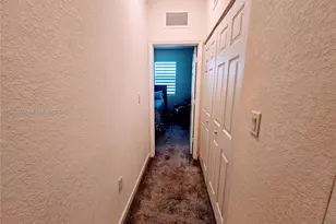 10918 W 33rd Way, Hialeah, FL 33018 - Photo 15