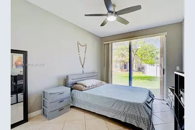 4910 SW 163rd Ave, Miramar, FL 33027 - Photo 15