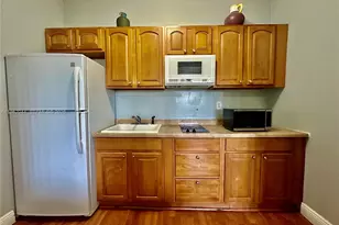 26 Diplomat Parkway, Hallandale Beach, FL 33009 - Photo 3