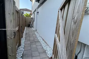 11762 SW 253rd St, Homestead, FL 33032 - Photo 9