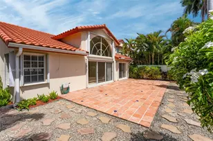 10635 NW 54th St, Doral, FL 33178 - Photo 29