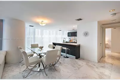 200 Biscayne Boulevard Way #502, Miami, FL 33131 - Photo 9