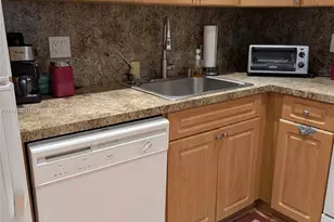 900 St Charles Pl, Pembroke Pines, FL 33026 - Photo 3