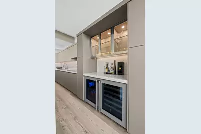 90 SW 3rd St #PH-15, Miami, FL 33130 - Photo 11