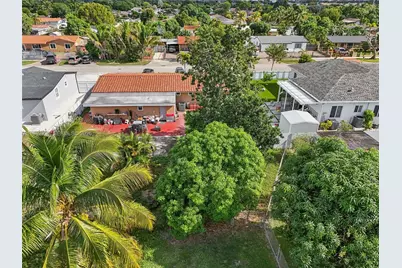 16832 NW 52nd Ave, Miami Gardens, FL 33055 - Photo 39