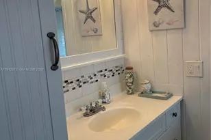 124 S Bay Harbor Dr, Key Largo, FL 33037 - Photo 19