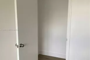 1815 NW 1st Ct, Miami, FL 33136 - Photo 3