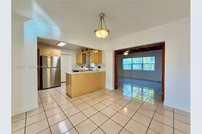 12111 SW 107th St, Miami, FL 33186 - Photo 5